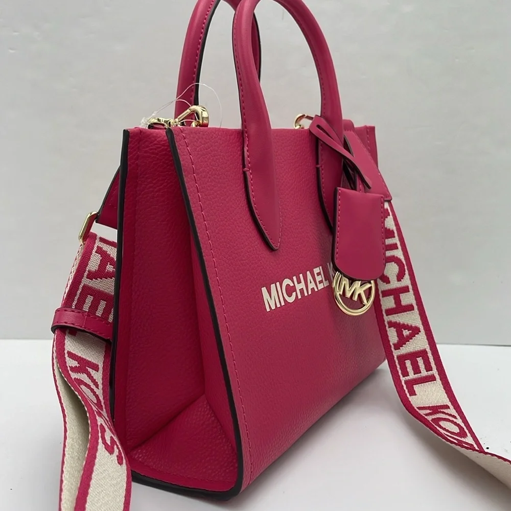 MICHAEL KORS
Mirella Small Pebbled Leather Crossbody Bag Tote
Electric Pink - Picture 8 of 16